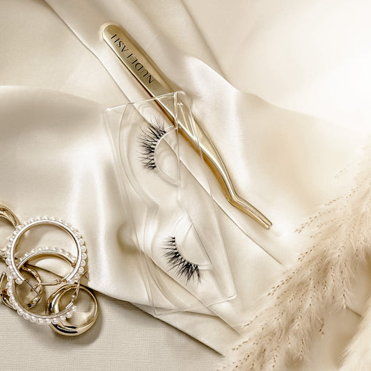 Eyelash Applicator